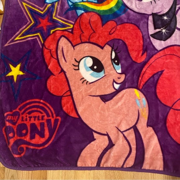 My Little Pony Fleece Blanket Pinkie Pie Rainbow Dash Twilight Sparkle Purple - Picture 5 of 8